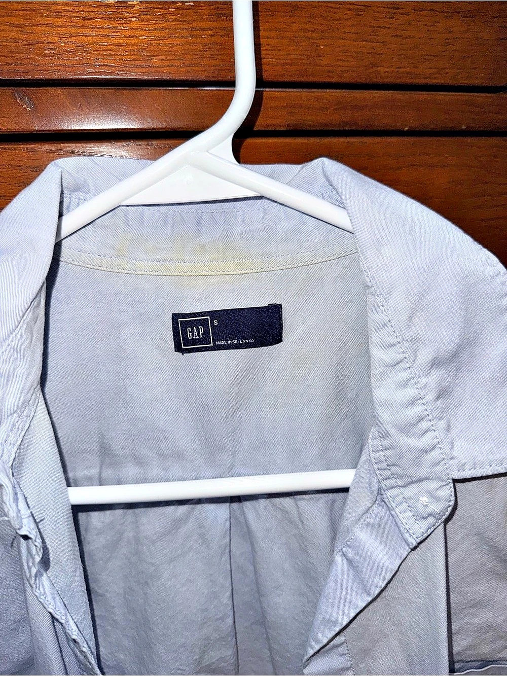Gap Women's White Button Down Shirt - Picture 4 of 5